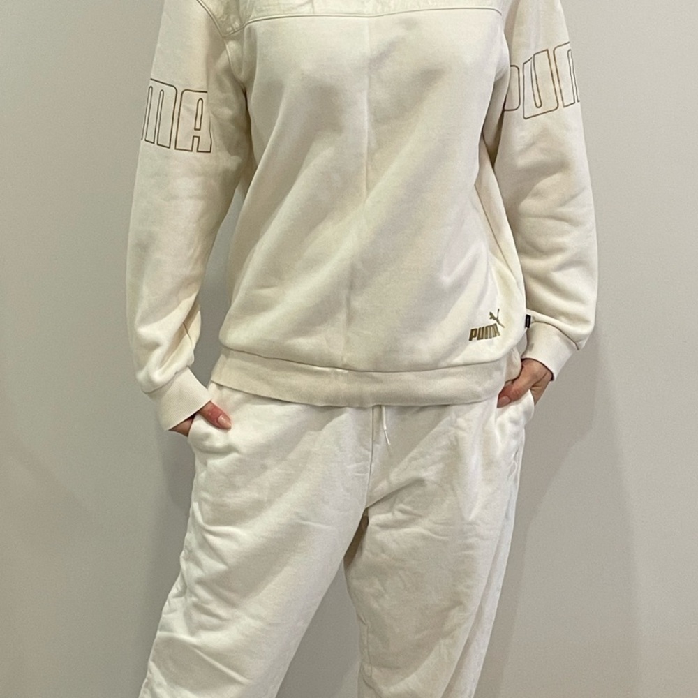 Puma Women's Cream Sweatpants
